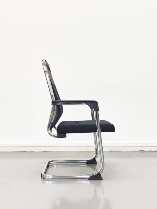 Cantilever Visitors Chair
